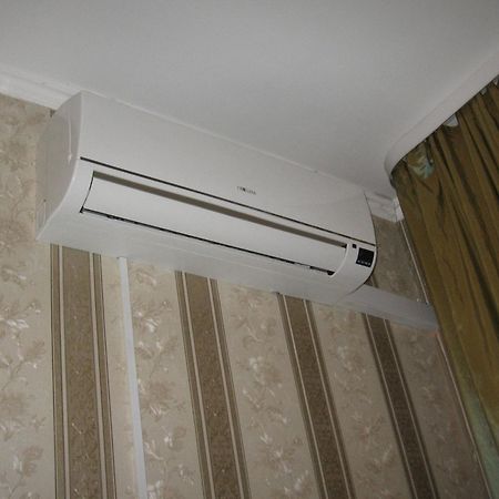 Diplomat Aparthotel Kiev Exterior foto
