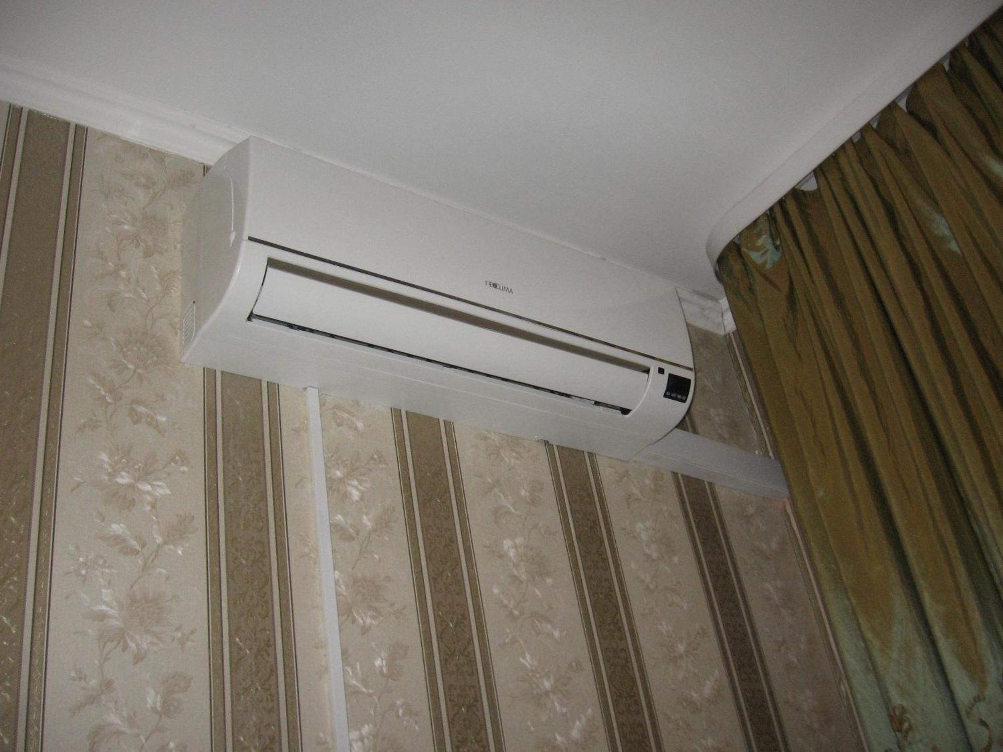 Diplomat Aparthotel Kiev Exterior foto